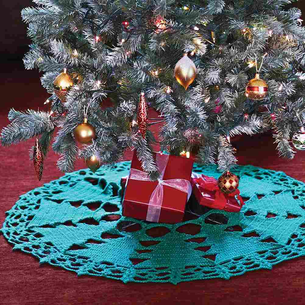 Christmas Tree Skirt - Free Crochet Pattern_