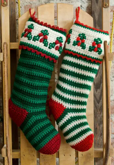 Holly and Berry Stockings - free Christmas crochet pattern_