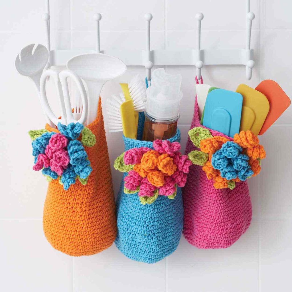 Bouquet Baskets - free flower crochet pattern_