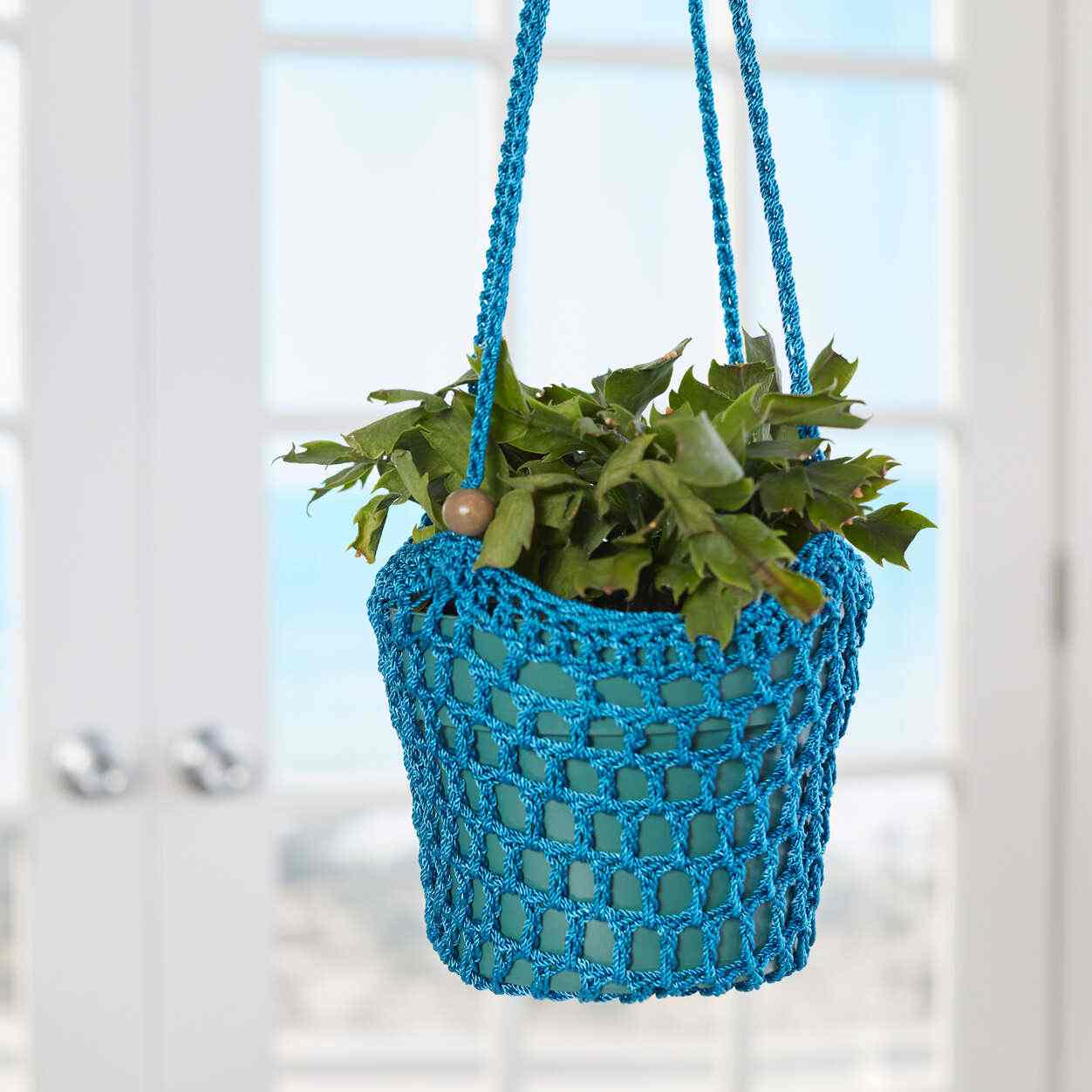 Blooming Beauty Plant Hanger- Free Crochet Pattern