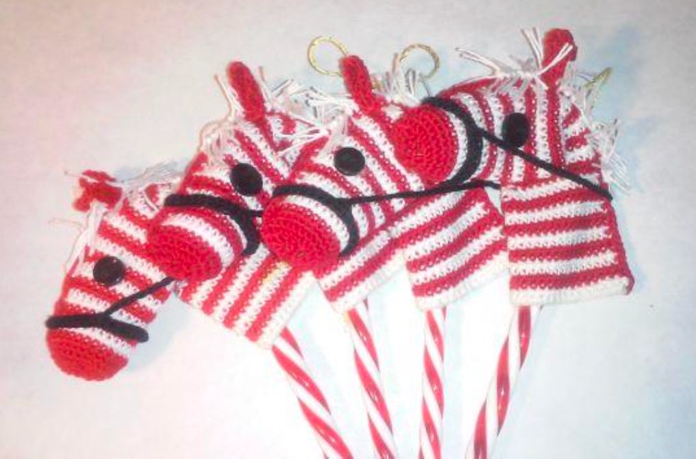 Hobby Horse Candy Cane Cover - Free Crochet Pattern