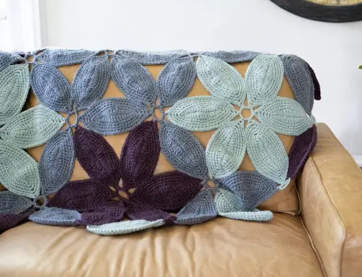 Circle Of Leaves Afghan - Free Crochet Pattern