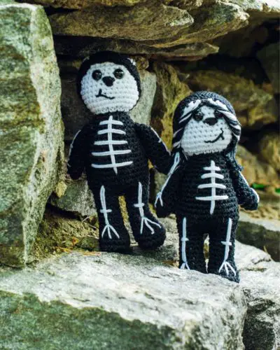 Mr. & Mrs. Skeleton  - Free Crochet Pattern