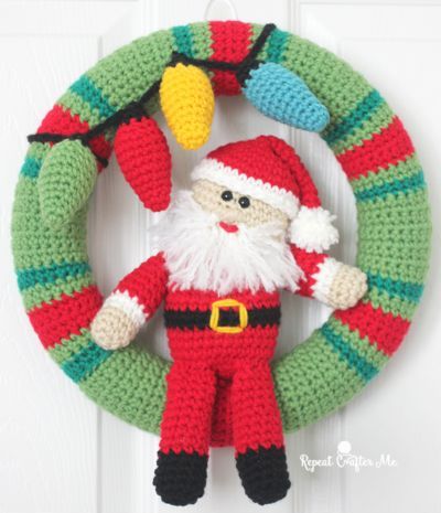 Crochet Christmas Wreath - Free Crochet Pattern