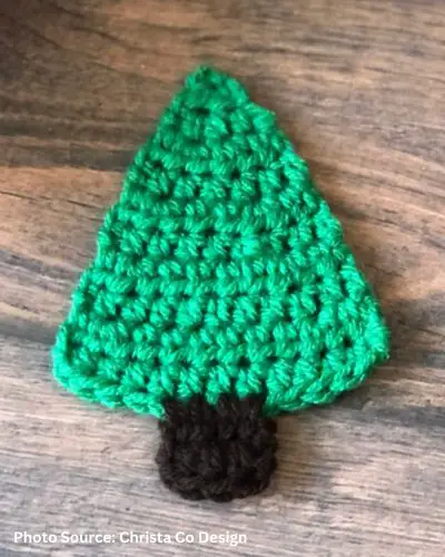 Flat Christmas Tree - Free Crochet Pattern
