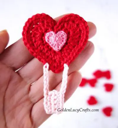 Crochet Heart Air Balloon Applique - free crochet pattern